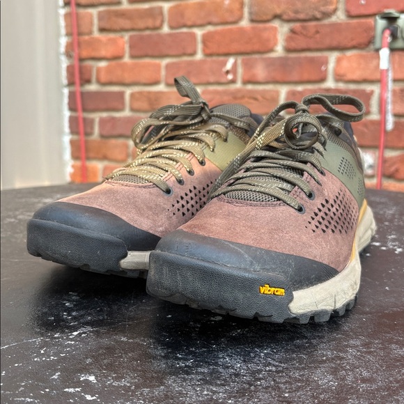 Danner Vibram Men's Olive and Brown Sneakers size 10 - Picture 4 of 10